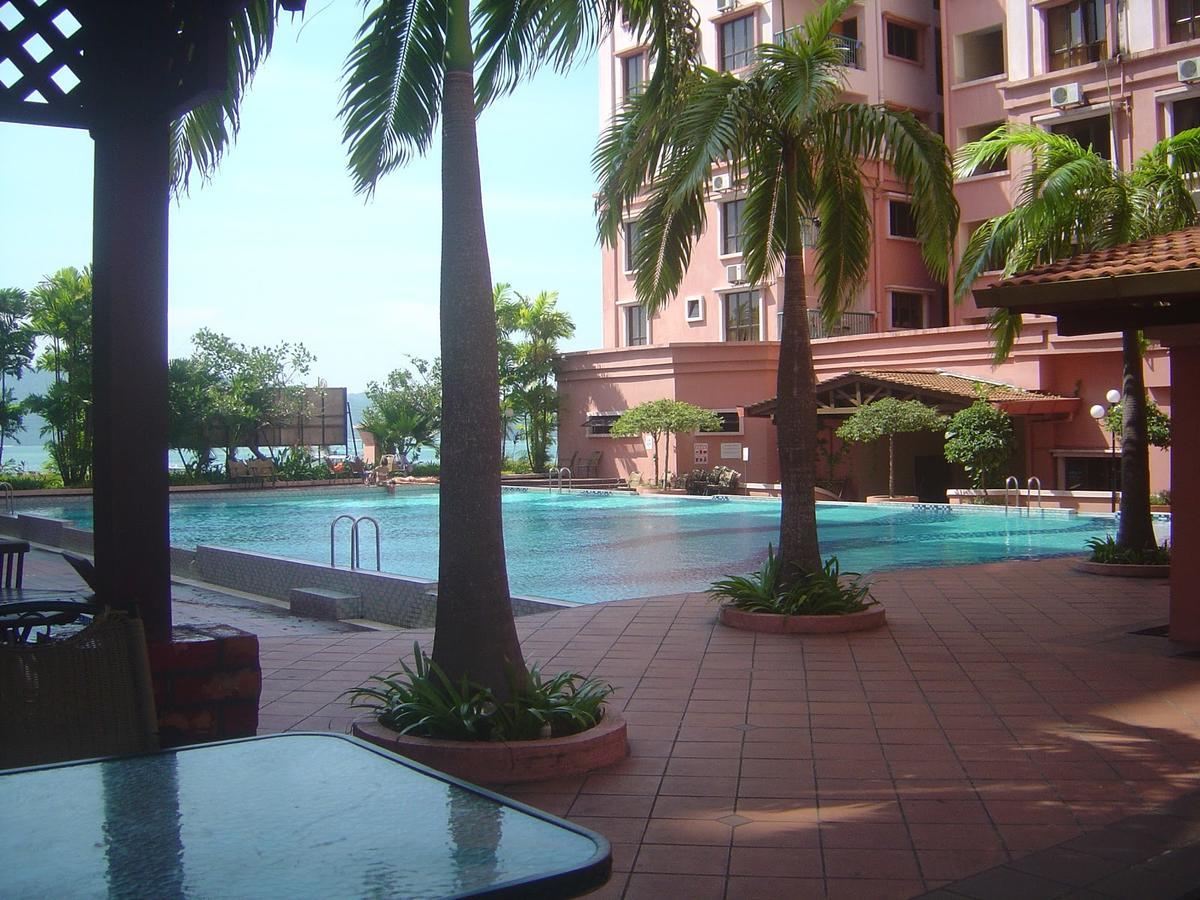 Marina Condominium Holiday Homestay Kota Kinabalu Exterior foto